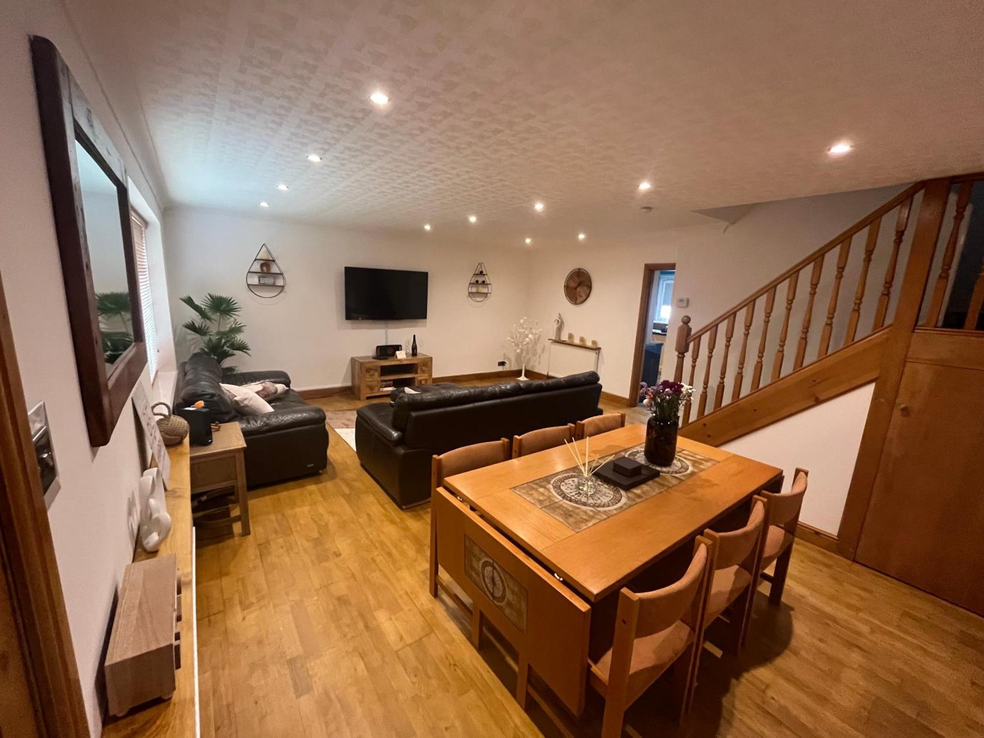 Wilford Charm Spacious 3Br Retreat In Nottingham Exterior foto